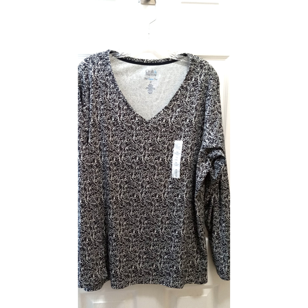 Croft & Barrow Classic T-shirt V Neck Long Womens Plus Sz 1X Black Floral NWT